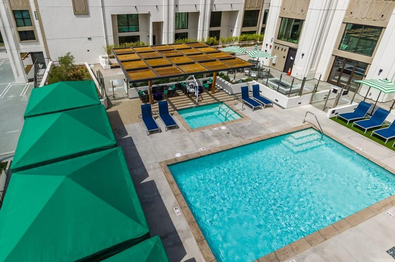 One Lux Stay At The Mansfield Miracle Mile Los Angeles Exterior foto